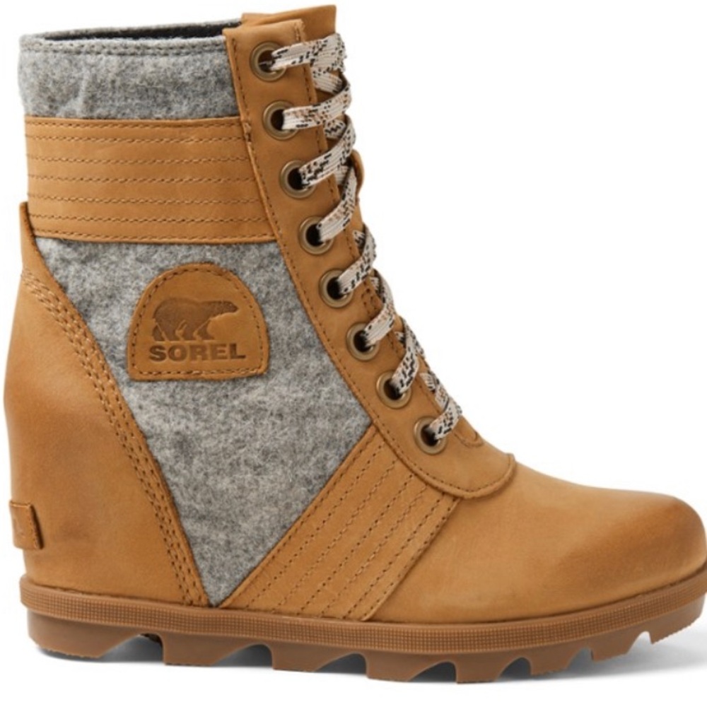 Sorel Lexie Wedge Booties Size 10 never worn